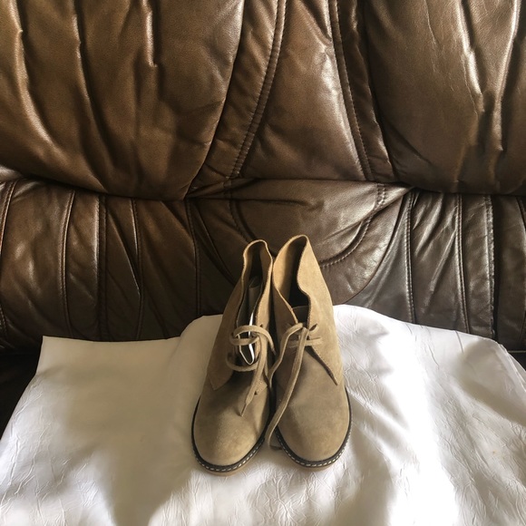 NEW J.Crew Suede Wedge Ankle Boots, made in Italy, size 7 (6) - Picture 2 of 5